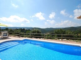 Luxurious Villa in Calonge With Private Pool