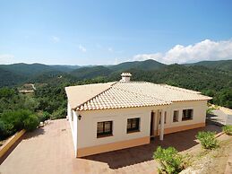 Luxurious Villa in Calonge With Private Pool