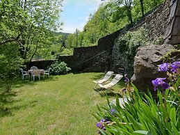 Escape in Saint-julien-du-gua