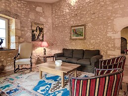 Mansion in Sourzac With Private Pool