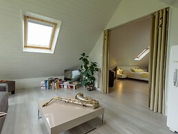 Spacious Holiday Home With Heated Indoor Pool