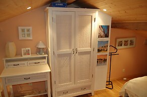 Villa in Gareoult With Private Pool