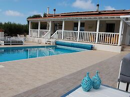 Beautiful Villa Near Sea in Epano Sisi