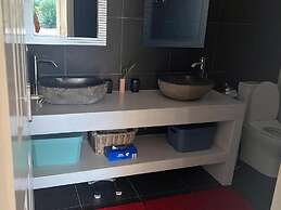 Beautiful Villa Near Sea in Epano Sisi