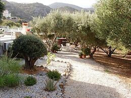 Beautiful Villa Near Sea in Epano Sisi