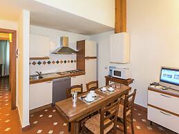 Apartment Near the Beach and the Clear Blue Sea