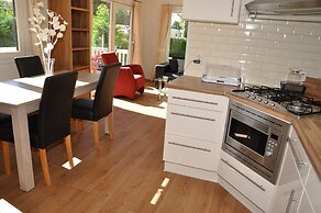 Chalet in Parc de Kievit With Private Garden