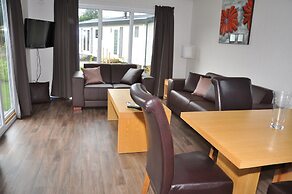 Chalet in Parc de Kievit With Private Garden