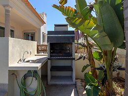 Luxury Villa in Albufeira With Heated Private Pool