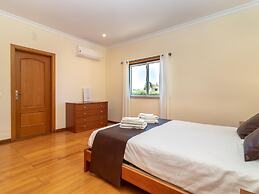 Luxury Villa in Albufeira With Heated Private Pool