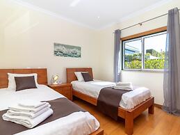 Luxury Villa in Albufeira With Heated Private Pool