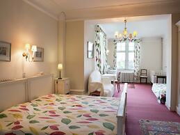 Vintage Castle in Theux With Private Pool