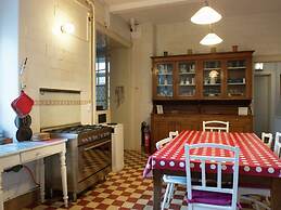 Vintage Castle in Theux With Private Pool