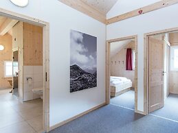 Attractive Chalet With Whirlpool