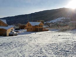 Attractive Chalet With Whirlpool