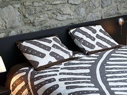 Mansion in Hastitre With Swimming Pool