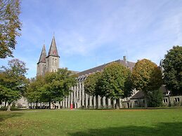 Mansion in Hastitre With Swimming Pool