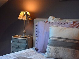 Luxury Holiday Home in Redu With Pool