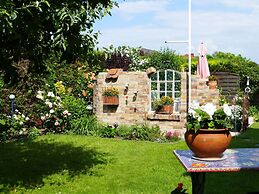 Cozy Apartment in Rovershagen With Garden