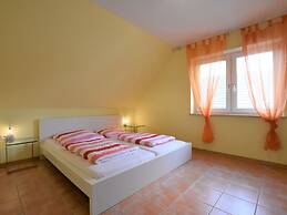 5-bedroom Holiday Home in Zierow With Garden