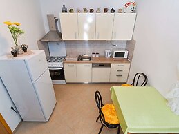 Holiday Home in Veli Iz With Fenced Garden