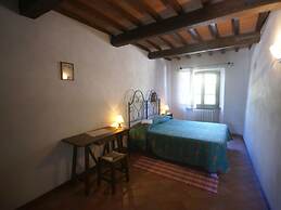 Spacious Holiday Home in Montone