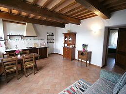 Spacious Holiday Home in Montone