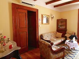 Spacious Mansion in Parghelia near Sea