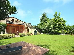 Spacious Mansion in Parghelia near Sea