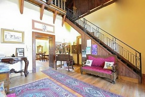 Spacious Mansion in Parghelia near Sea