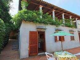 Spacious Mansion in Parghelia near Sea