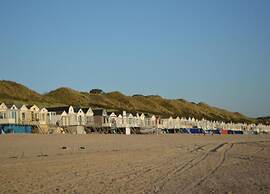 Cozy Stay Near Beach