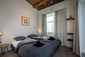 Cozy Stay Near Beach