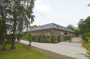 Swolgen Estate With Sauna
