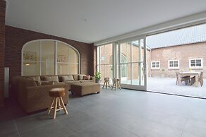 Swolgen Estate With Sauna