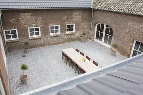 Swolgen Estate With Sauna