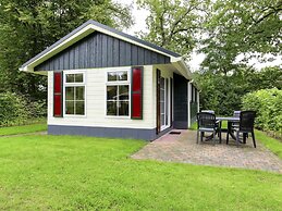 Cozy Holiday Home with Dishwasher near Zwolle