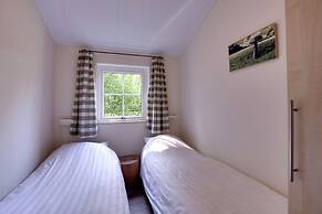 Cozy Holiday Home with Dishwasher near Zwolle