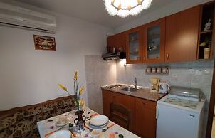 Charming Apartment in Vinisce With Jetty