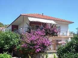 Charming Apartment in Vinisce With Jetty
