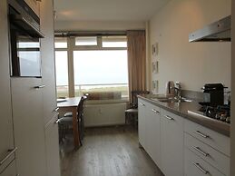 Cosy Apartment in Noordwijk aan Zee With Balcony