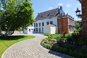Group Villa With Pool & Sauna