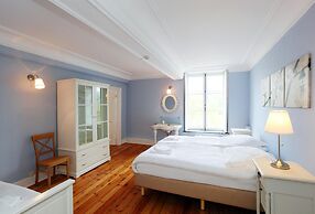 Group Villa With Pool & Sauna