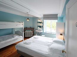 Cosy Holiday Home in Wanze With Sauna