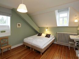 Cosy Holiday Home in Wanze With Sauna