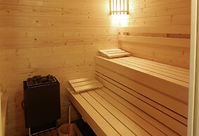 Group Villa With Pool & Sauna