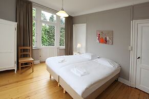 Group Villa With Pool & Sauna