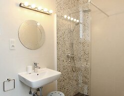 Group Villa With Pool & Sauna