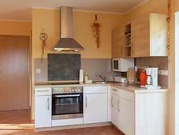 Charming Holiday Home in Hohnstein ot Lohsdorf
