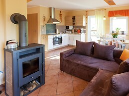 Charming Holiday Home in Hohnstein ot Lohsdorf
